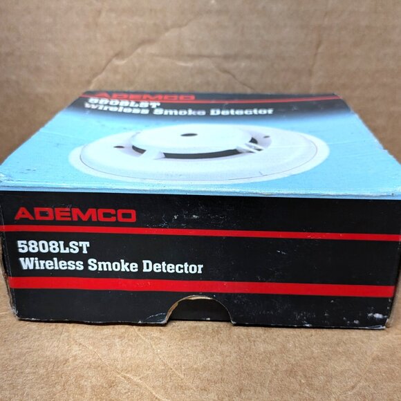 ADEMCO 5808LST WIRELESS SMOKE DETECTOR - UNUSED - DETECTOR, COVER AND BOX ONLY - Picture 7 of 8